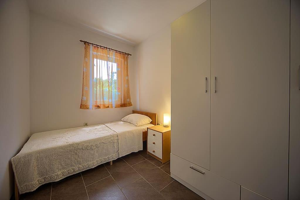 Vikendica House With Private Garden